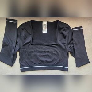 Gymshark Womens Black Crop Top